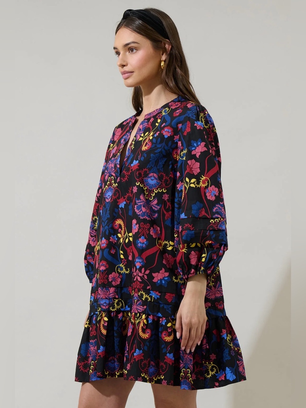 Sugar Lips Palmero Midnight Velma Ruffle
Shift Dress. NWOT - Picture 5 of 12
